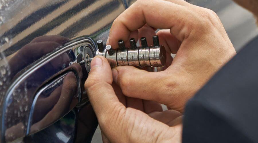 Expert Emergency Roof Repairs services in Godwin, NC